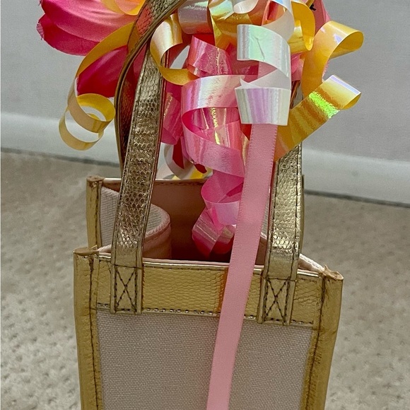 CHICO’s GIFT BAG Gold‎ Trim Floral Travel Wine/Liquor Bottle Fancy/Stylish Bag - Picture 3 of 3